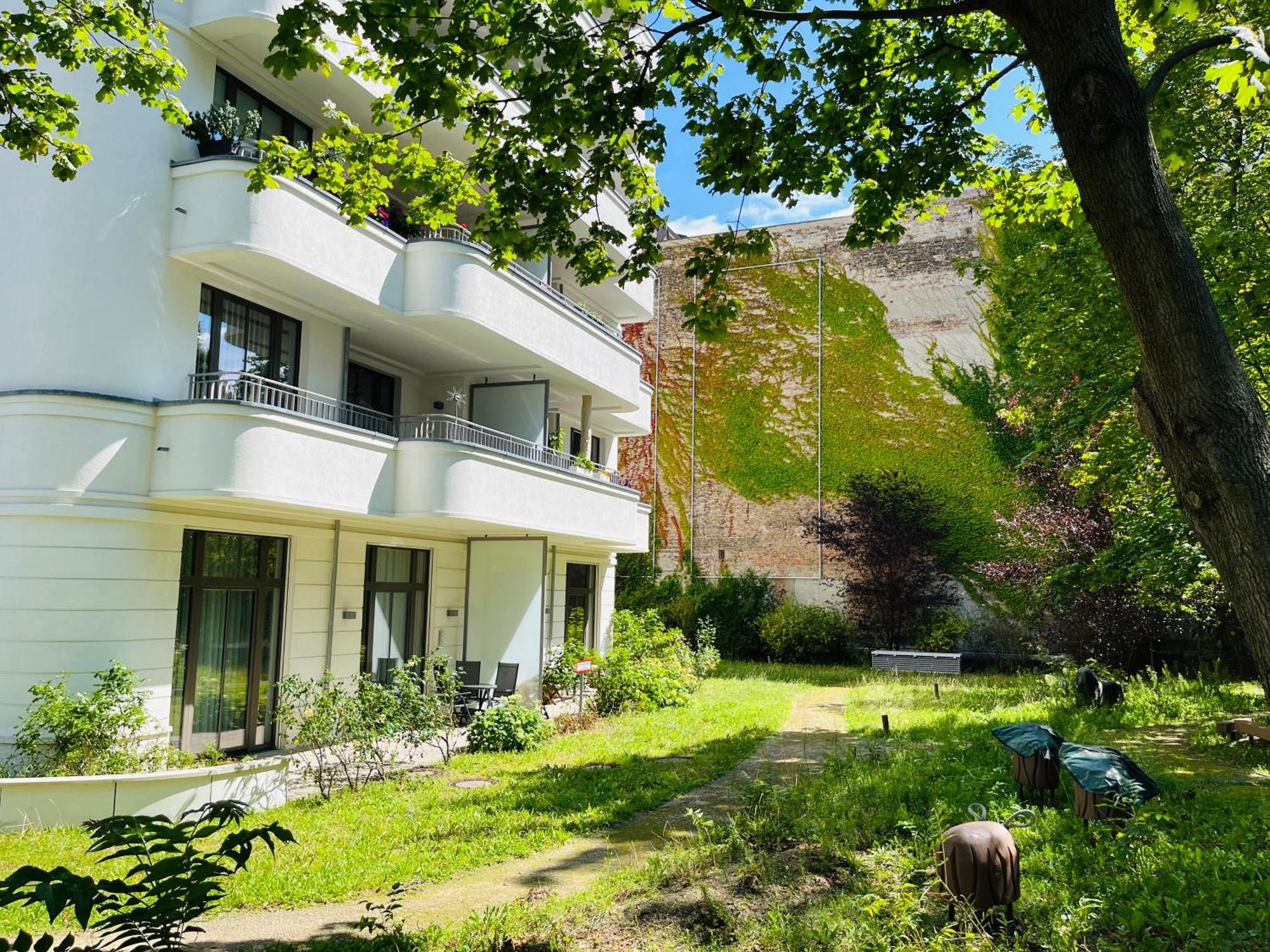 Modern Apartment In Mitte Berlín Exterior foto